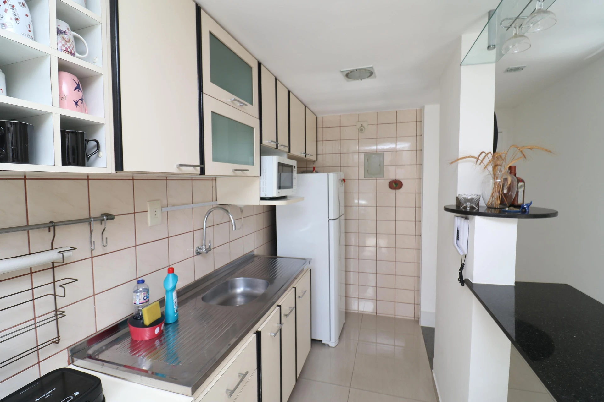 One-bedroom apartment with a home office in Rio de Janeiro — photo 9