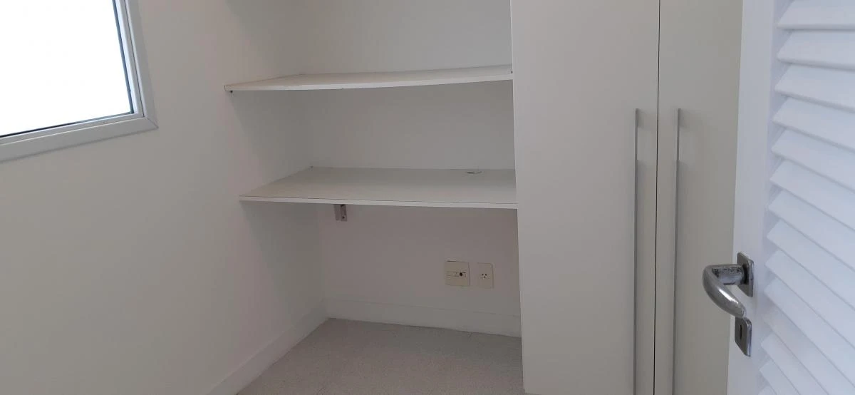 Unfurnished apartment with 4 en-suite bedrooms and 292 m² — photo 12