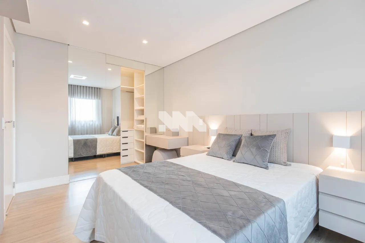 Furnished 1-bedroom apartment with 2 bathrooms — photo 15