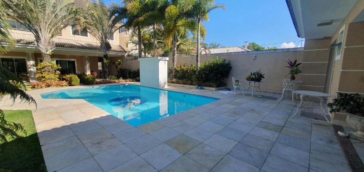 Furnished house with 5 bedrooms and 7 bathrooms — photo 14