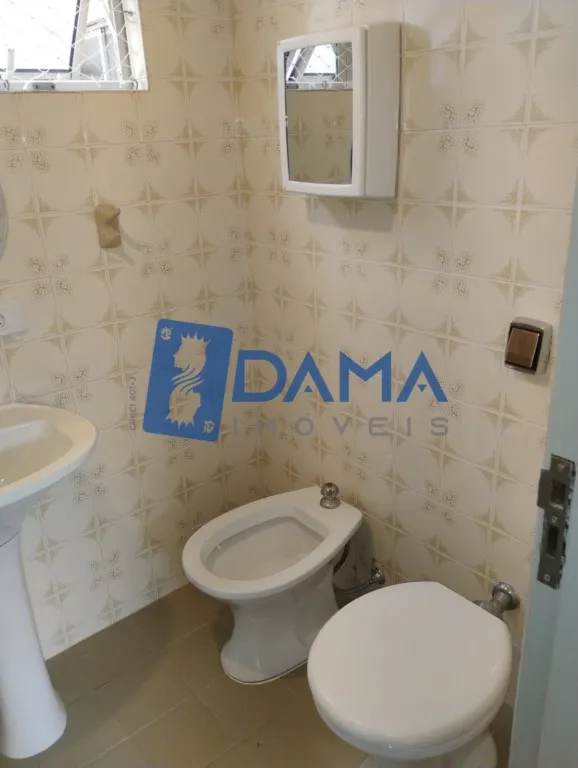 Apartamento com 3 quartos e área de lavanderia — photo 29