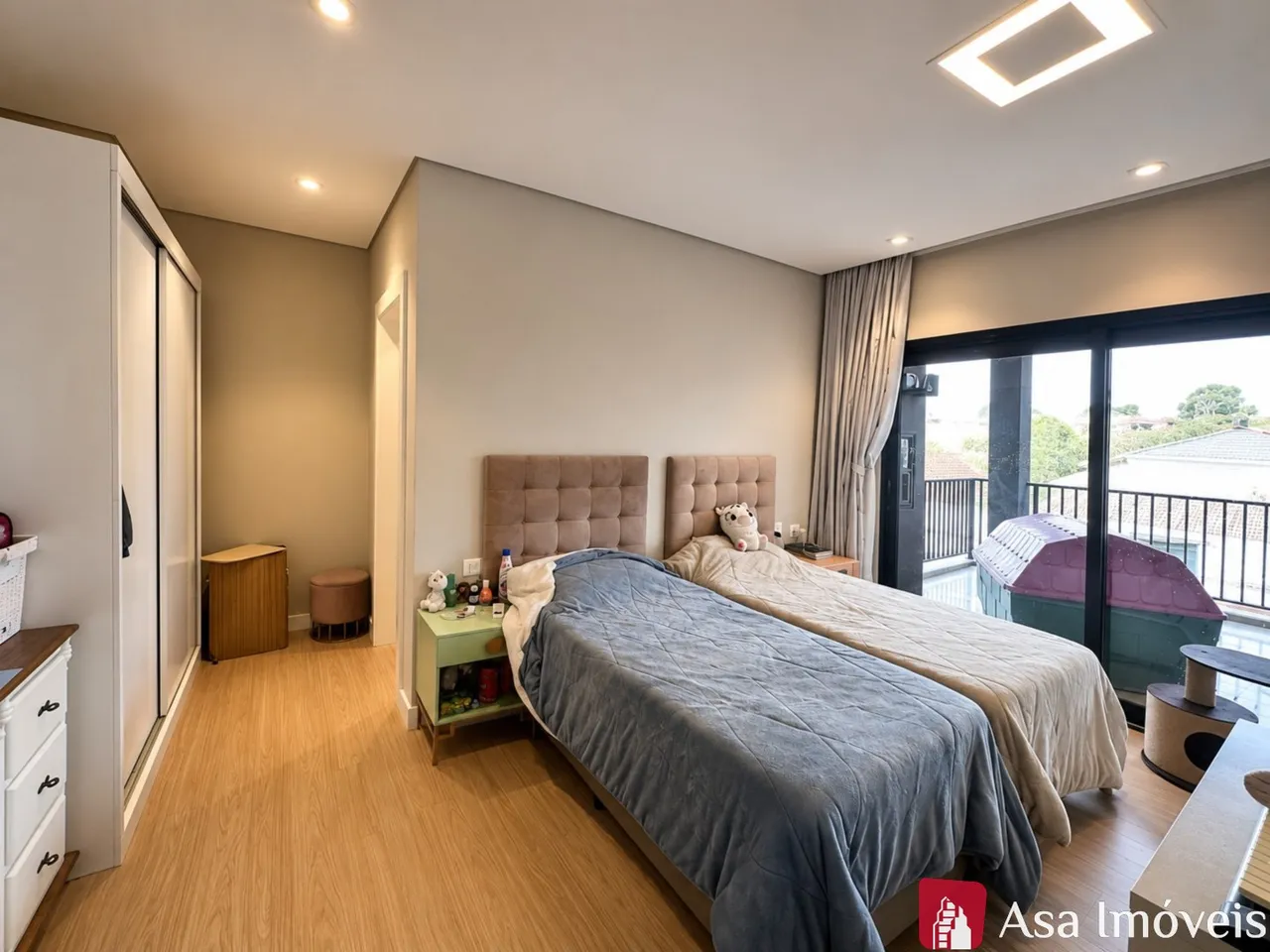 Furnished house with 4 bedrooms and an open-plan kitchen — photo 15