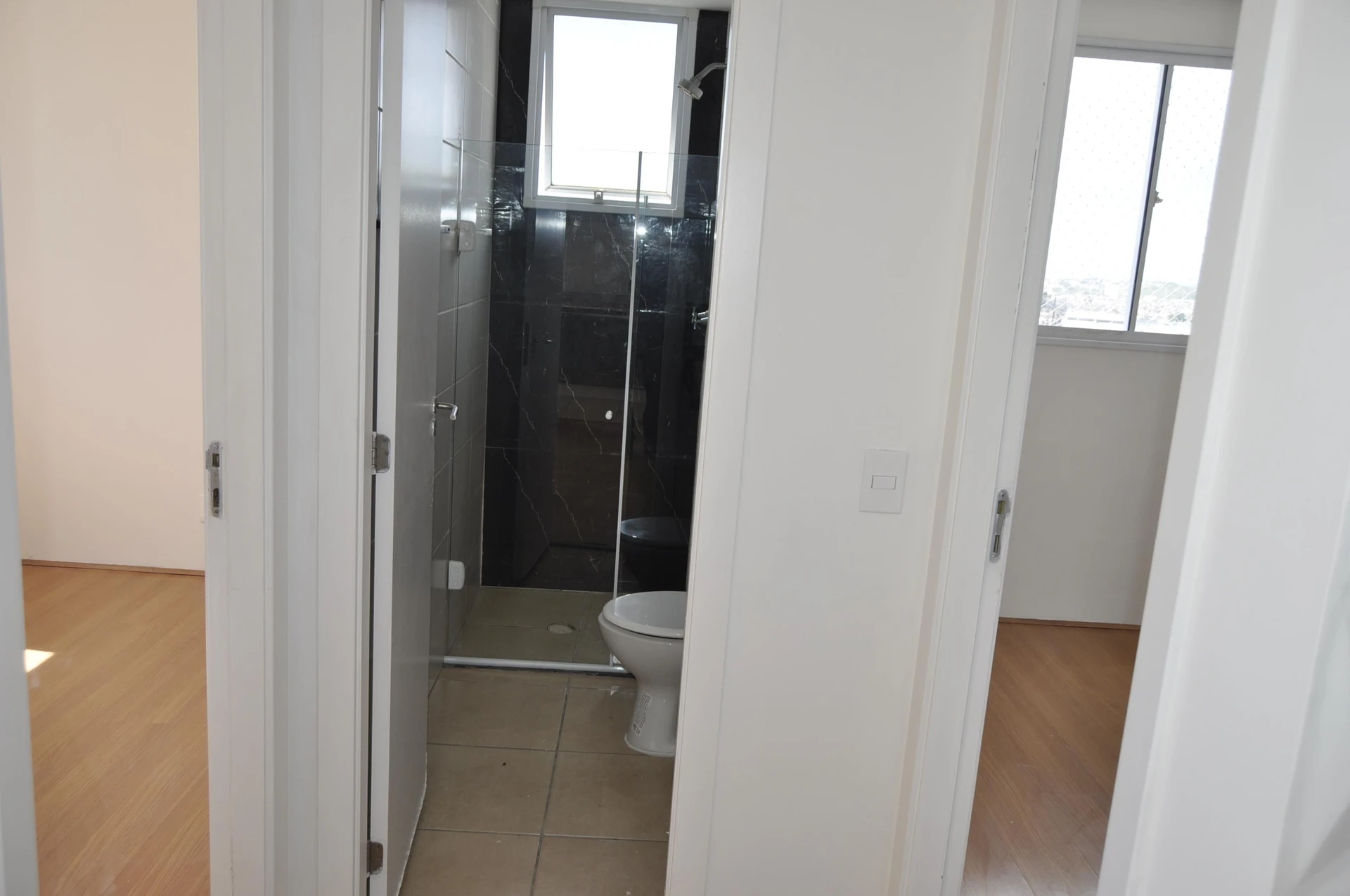 Балкон с грилем и 2 спальни: квартира 47 м² — photo 17