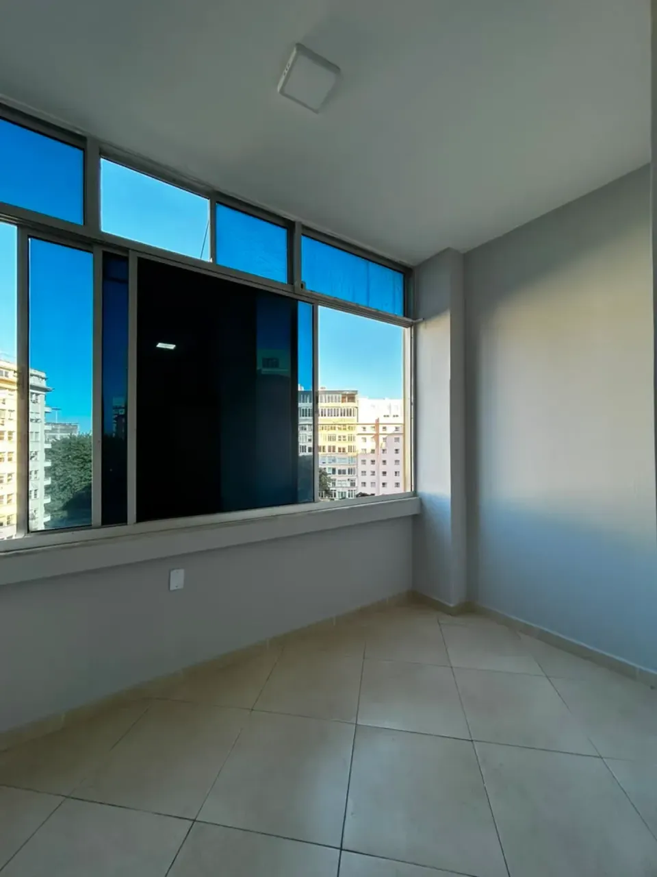 60 m² apartment with 1 bedroom and a separate kitchen — photo 14