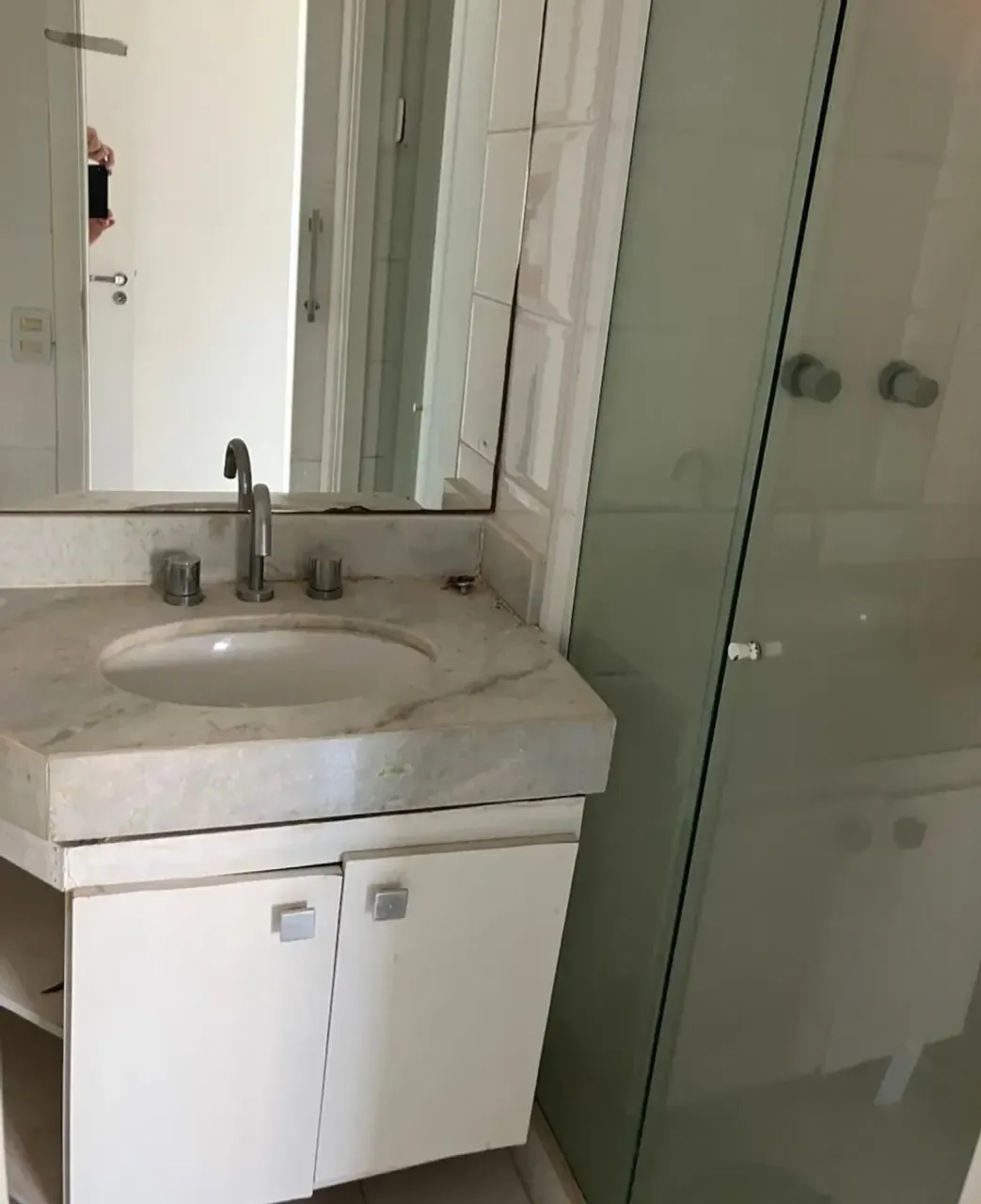 Apartamento com 2 quartos e cozinha separada com fogão — photo 15
