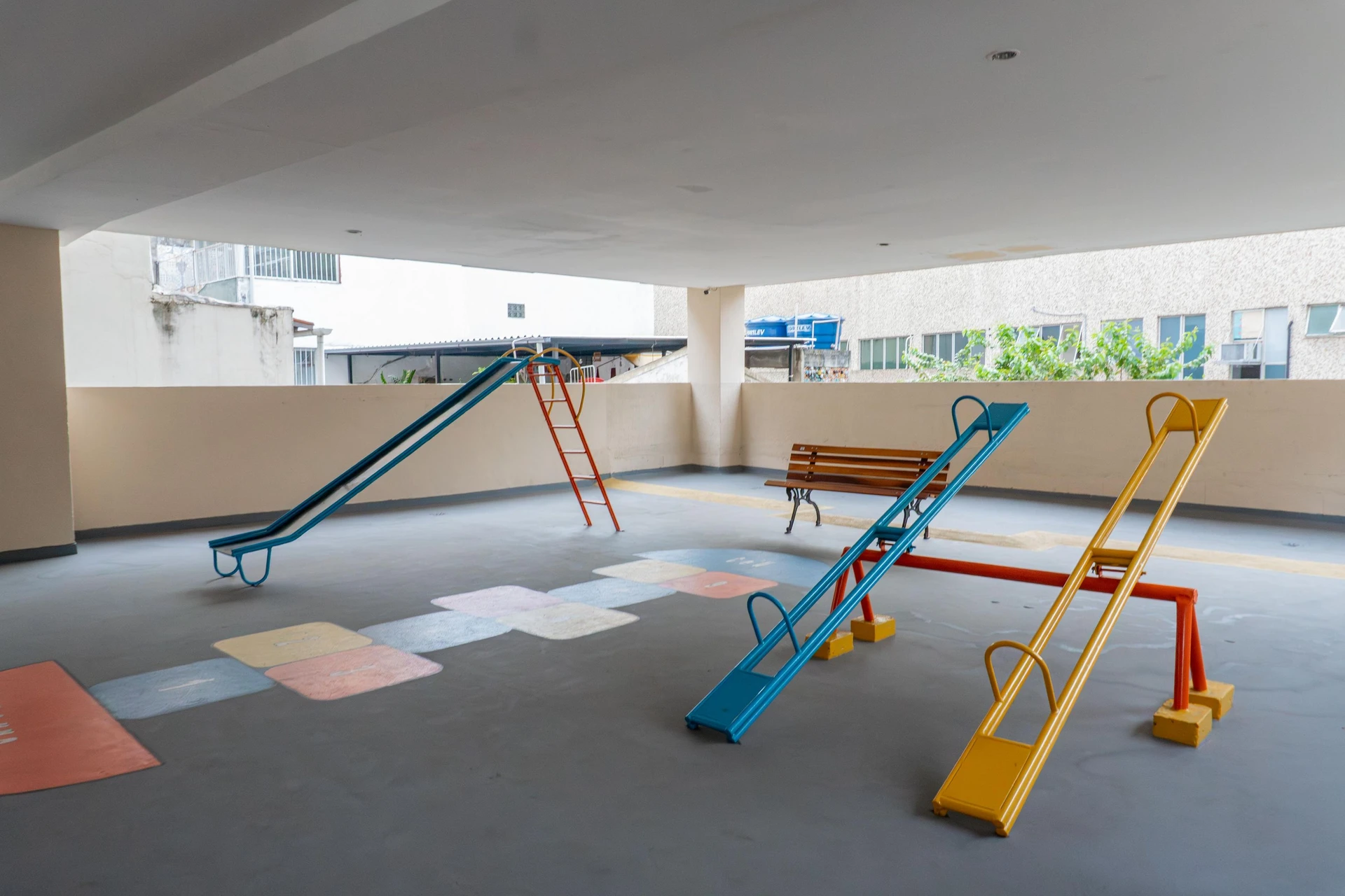 3 quartos e vista para as montanhas: apartamento de 120 m² — photo 24