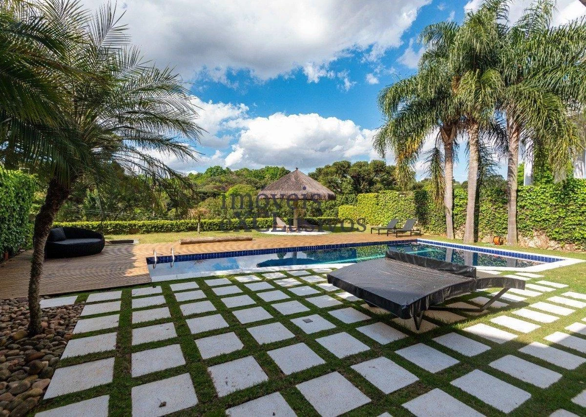 Casa mobiliada de 4 quartos com 3 suítes e 684 m² — photo 24