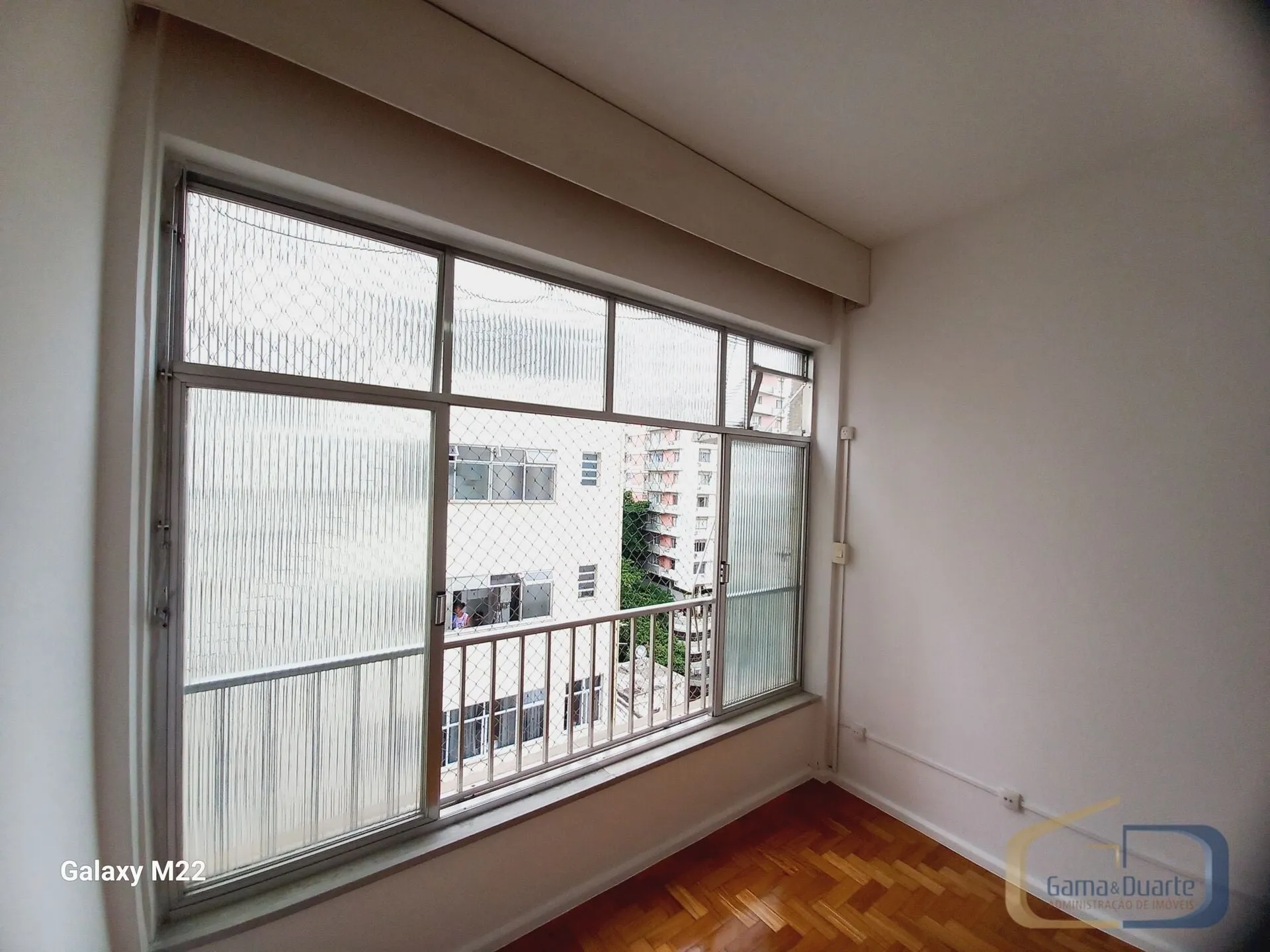 Apartment, 79 m², with wood or laminate floors — photo 17