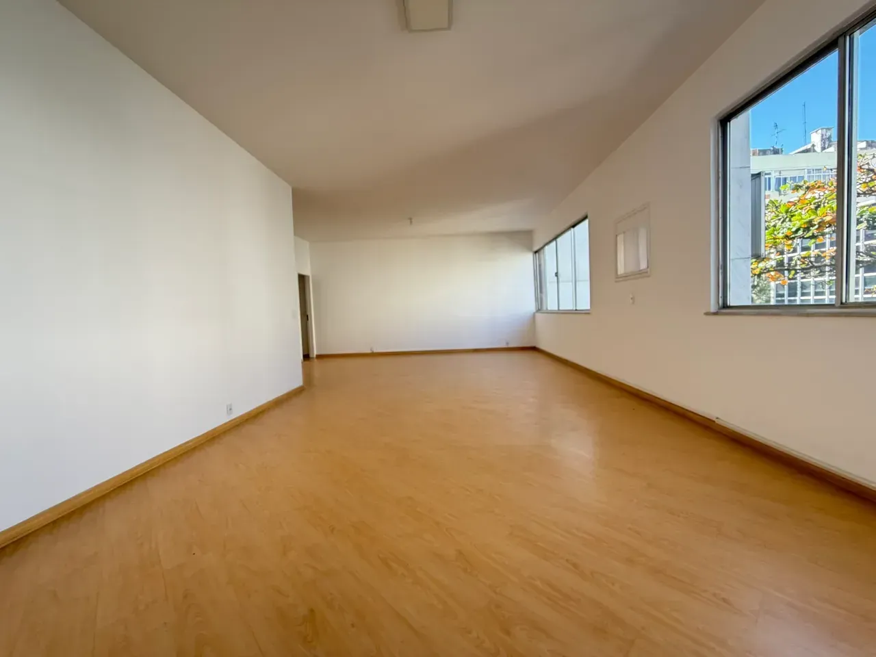132 m² apartment with 3 bedrooms and 1 parking space — photo 7