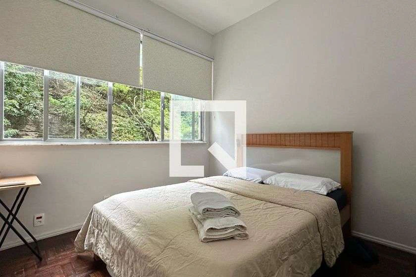 Furnished 50 m² apartment with 2 bedrooms and separate kitchen — photo 4
