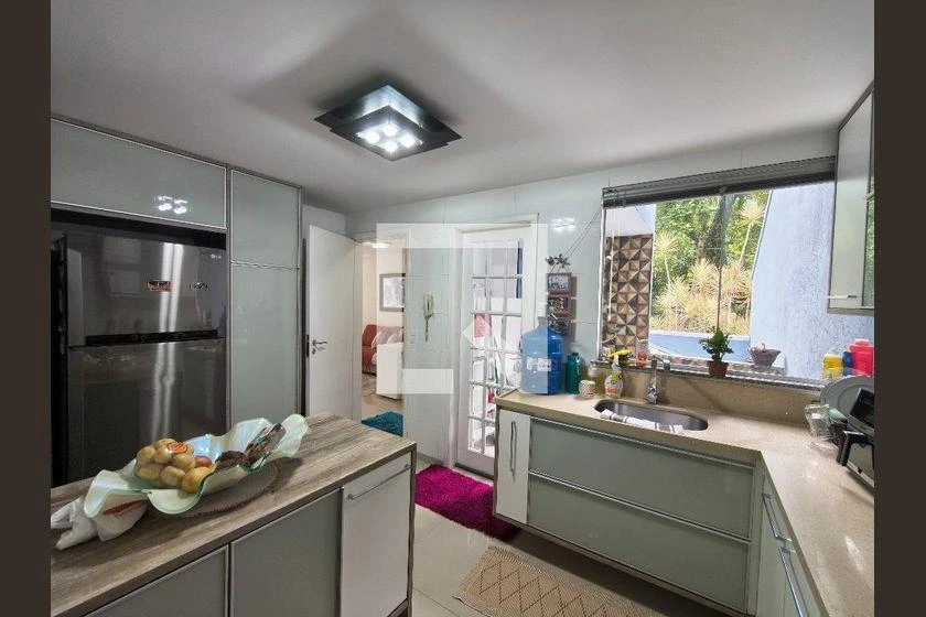 Меблированный дом: 4 спальни, 310 м² и открытая кухня — photo 8