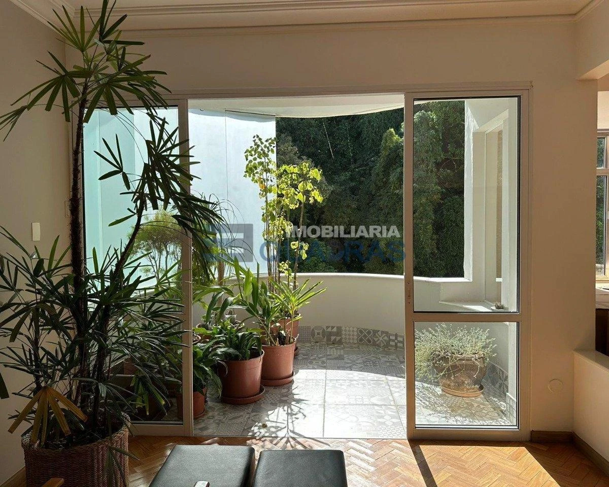 4-bedroom apartment with a home office in Rio de Janeiro — photo 46