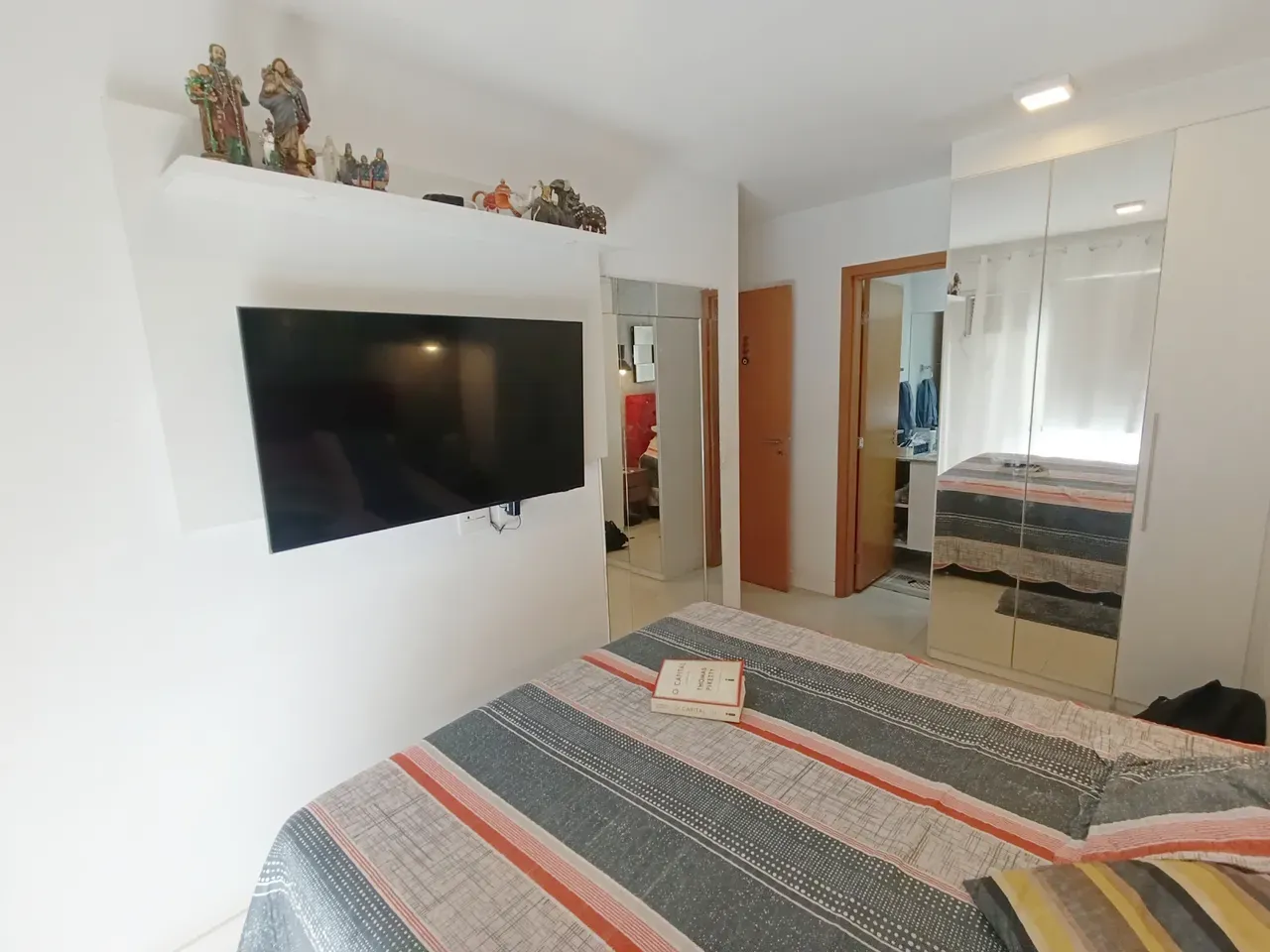 2-bedroom apartment in a building with a sauna — photo 12