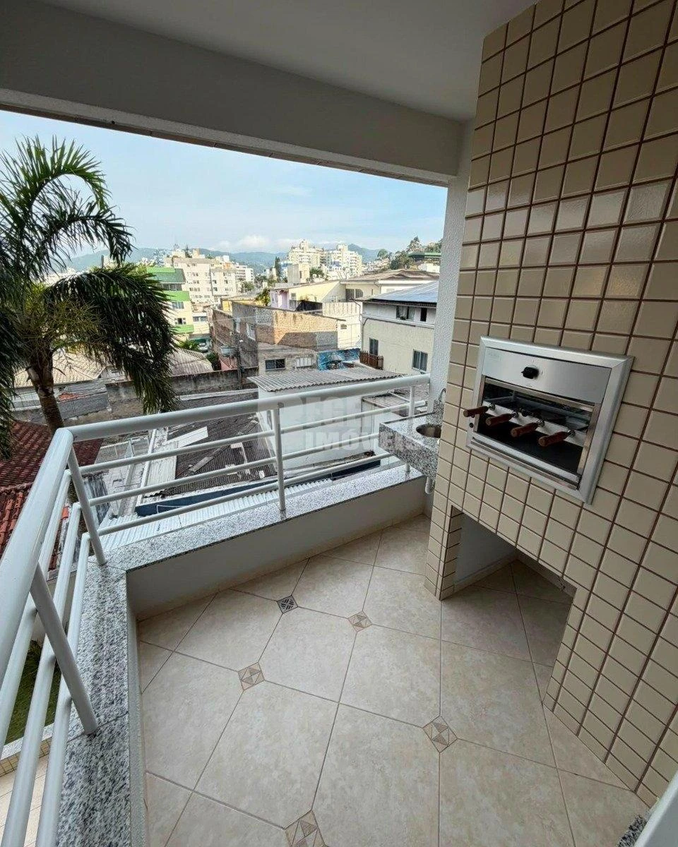 2-bedroom apartment with balcony grill