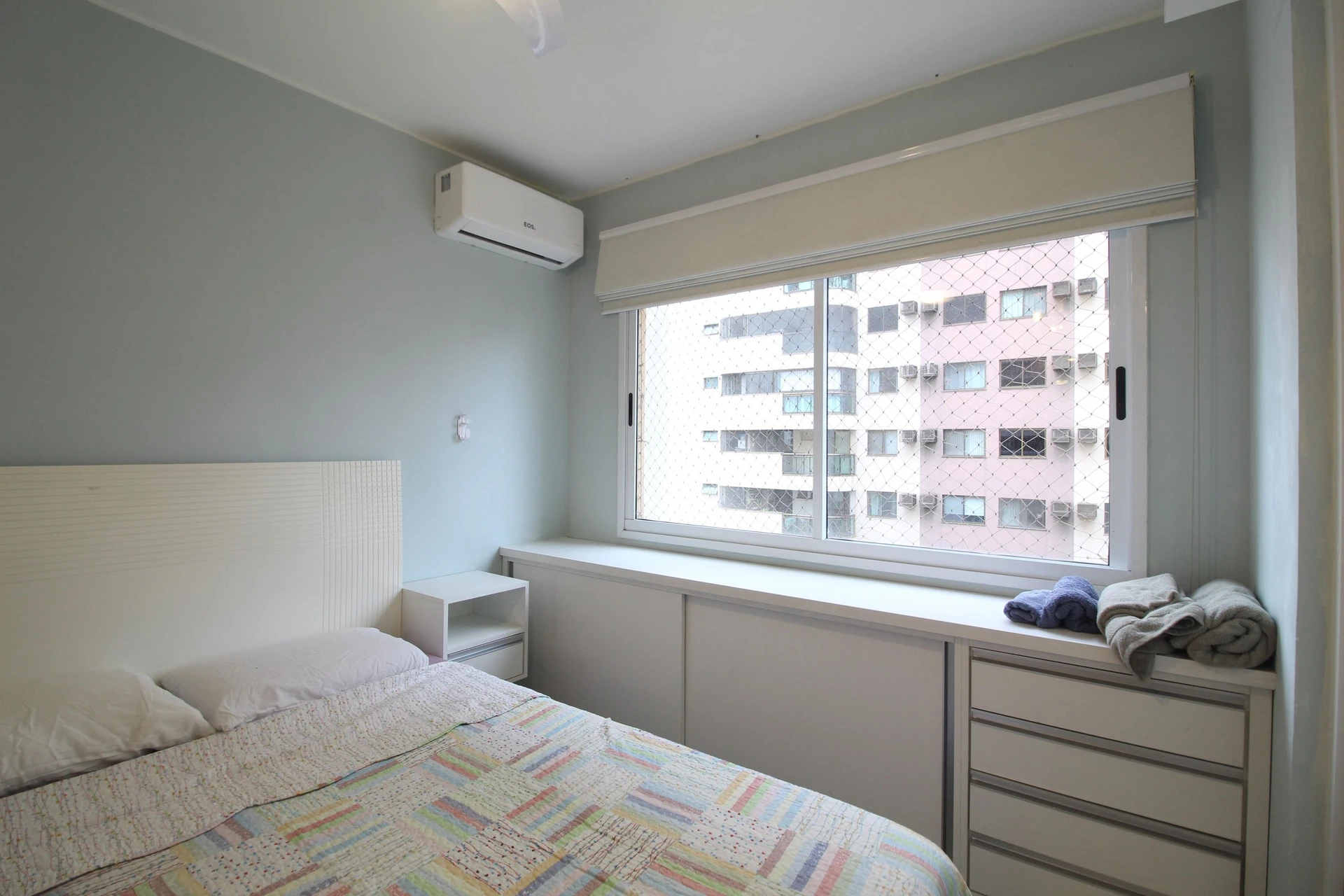 Furnished 3-bedroom apartment with 2 bathrooms — photo 12