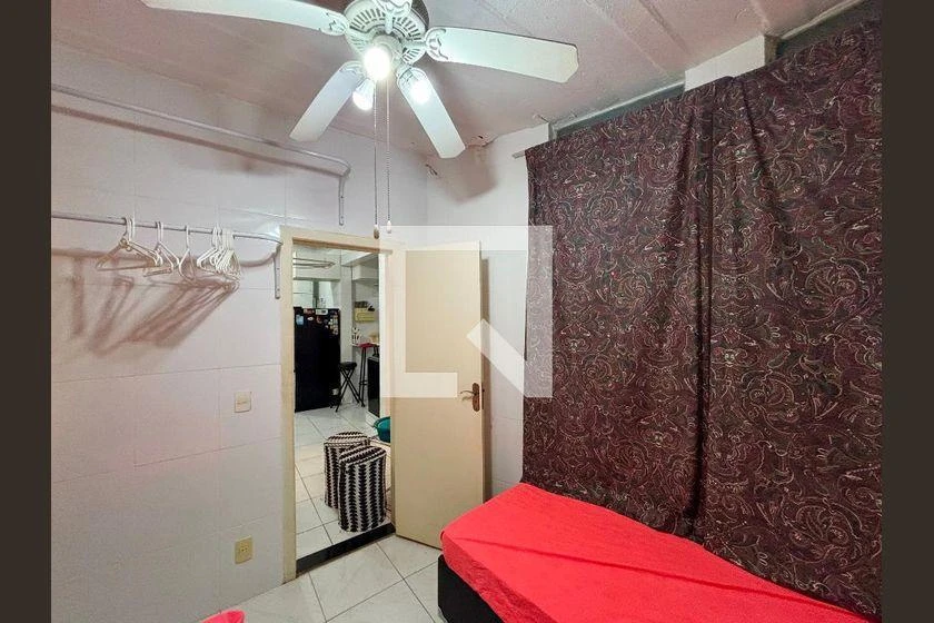 Apartamento amueblado con 3 dormitorios y cocina cerrada — photo 41