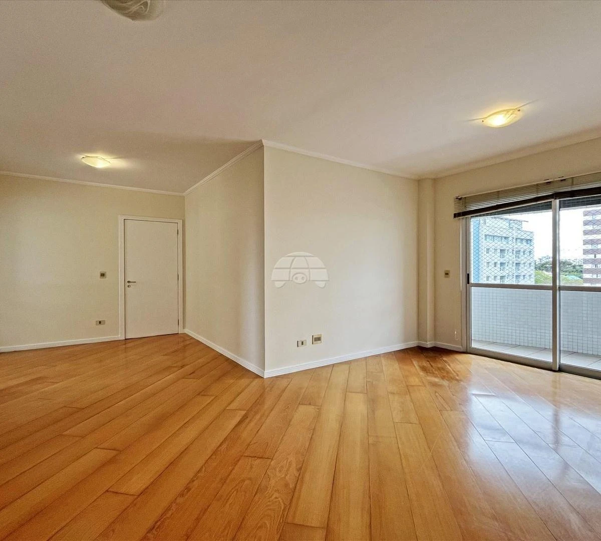Apartment, 156 m², with a glass-enclosed balcony — photo 6