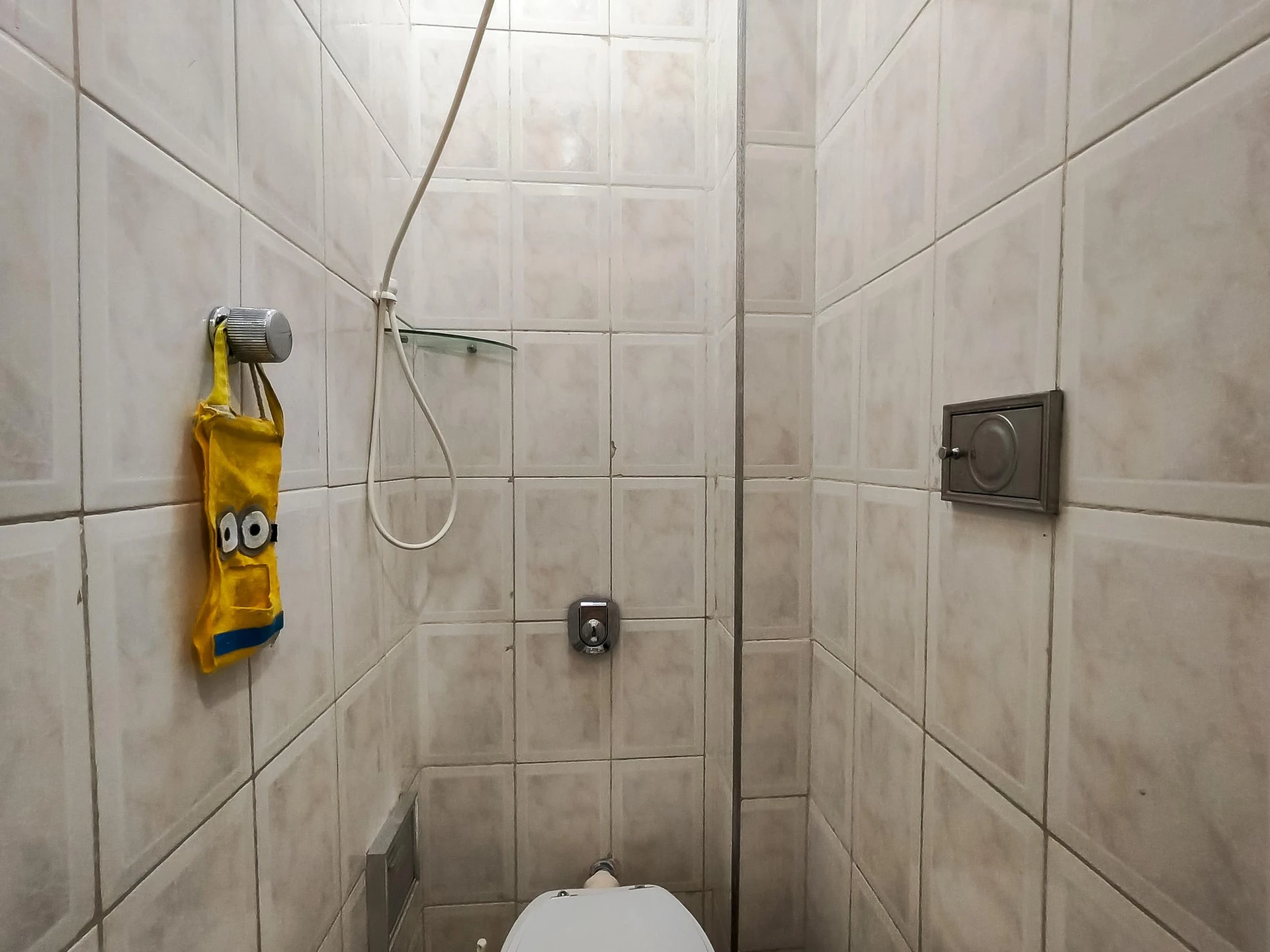 Furnished 3-bedroom apartment with 2 bathrooms — photo 48