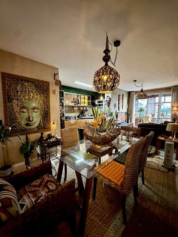 219 m² apartment with 2 en-suite bedrooms and 2 parking — photo 3