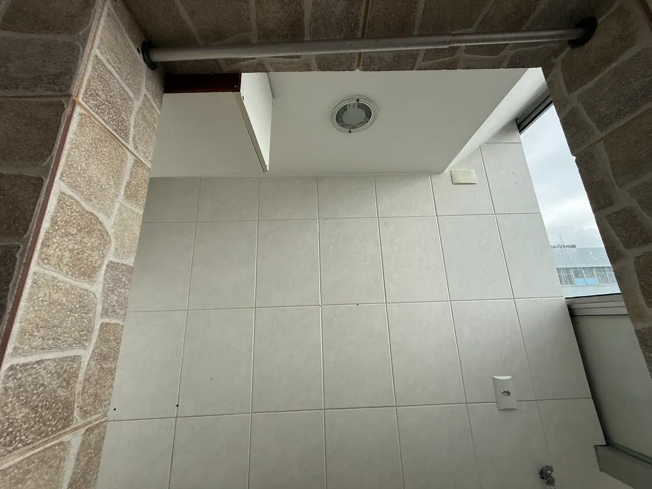 94 m² unfurnished apartment with 3 bedrooms and 2 baths — photo 27