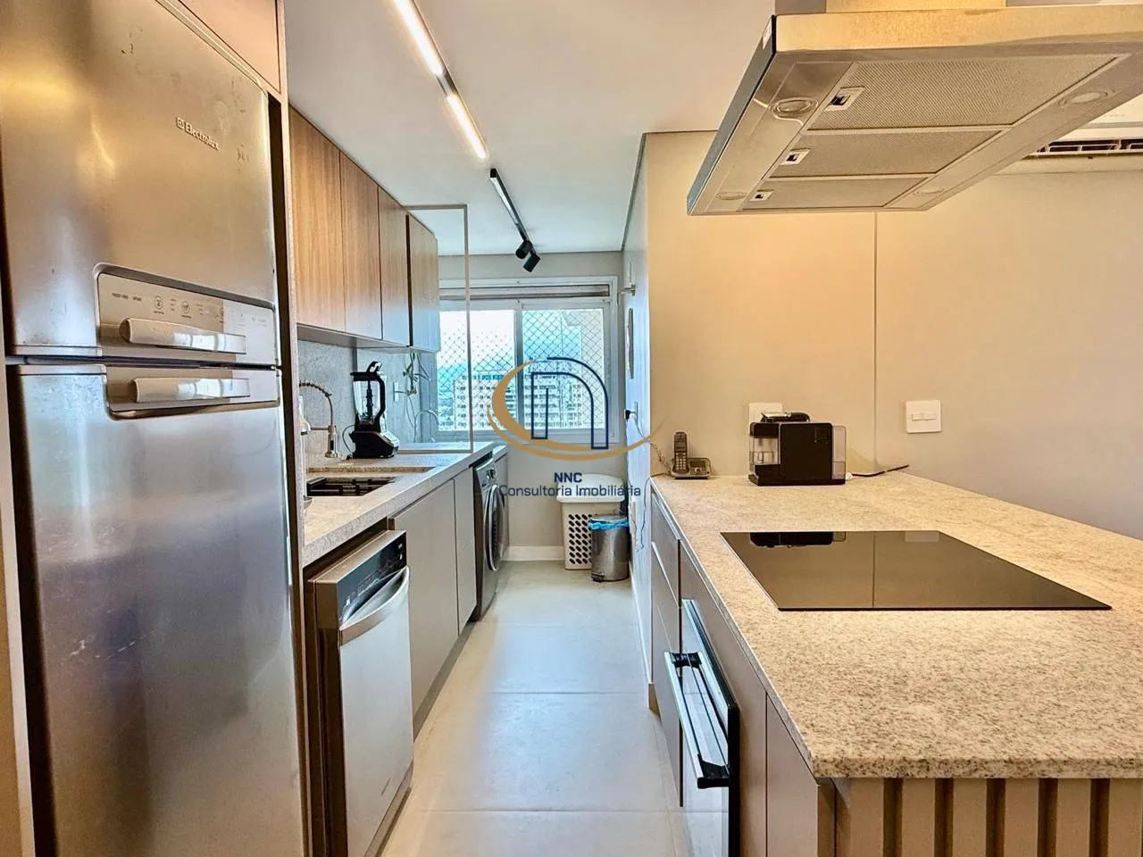 Furnished apartment with 3 bedrooms and 3 bathrooms — photo 4