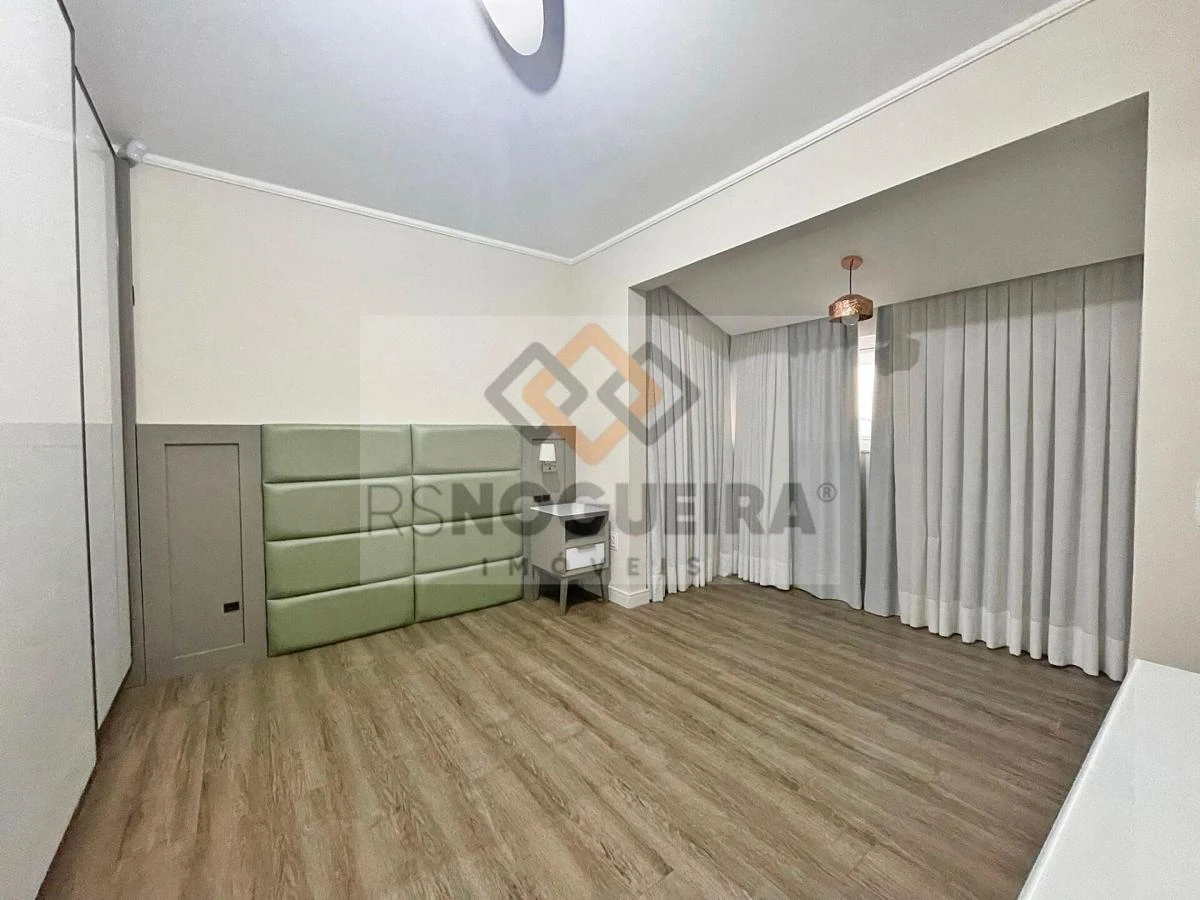 Furnished house, 317 m², with a bathtub — photo 18