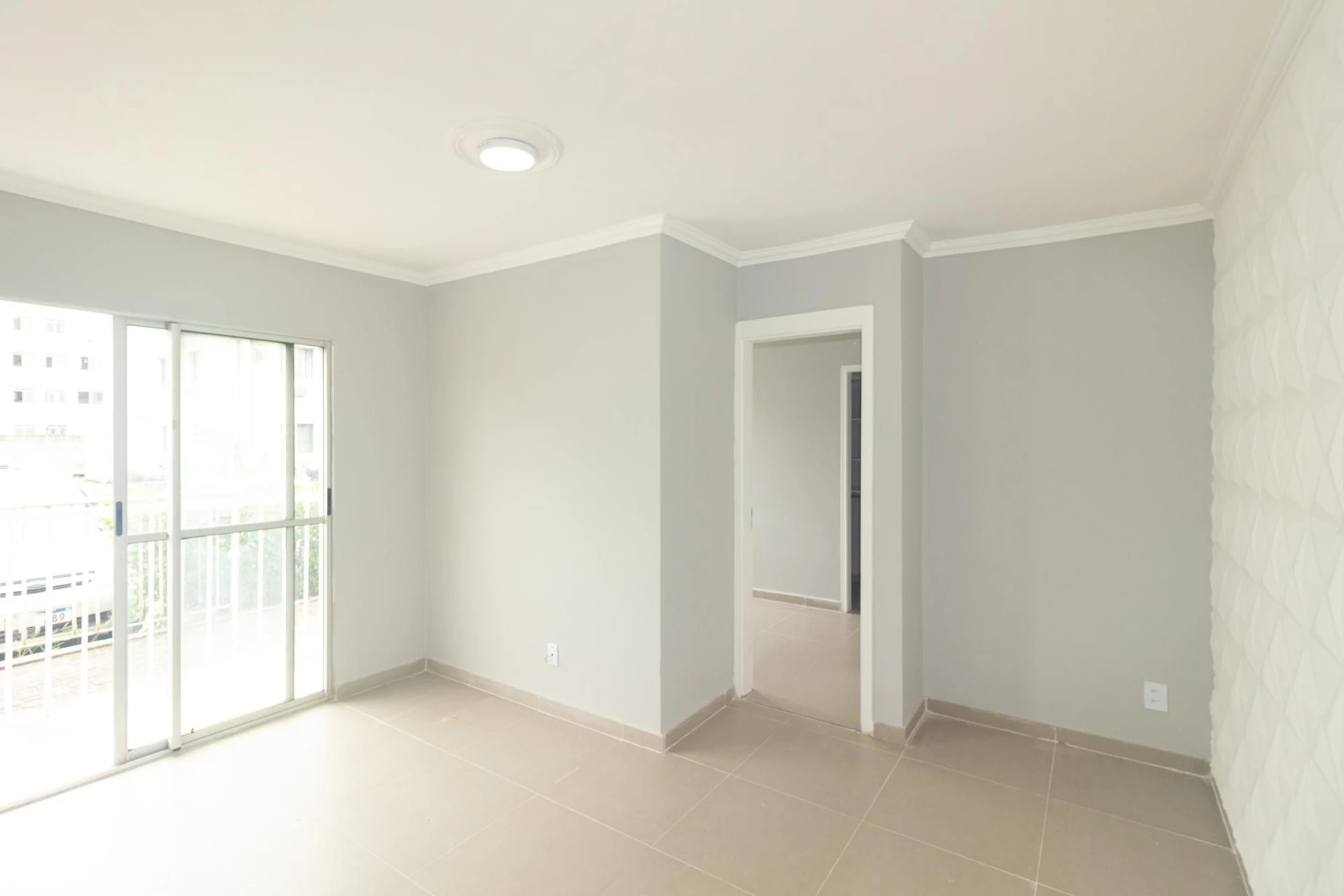 Гардеробна та 1 спальня: квартира 44 м²
