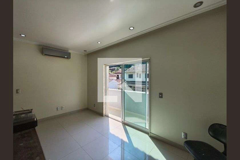 Condo townhouse for rent with 5 en-suites and 1200 m² — photo 3