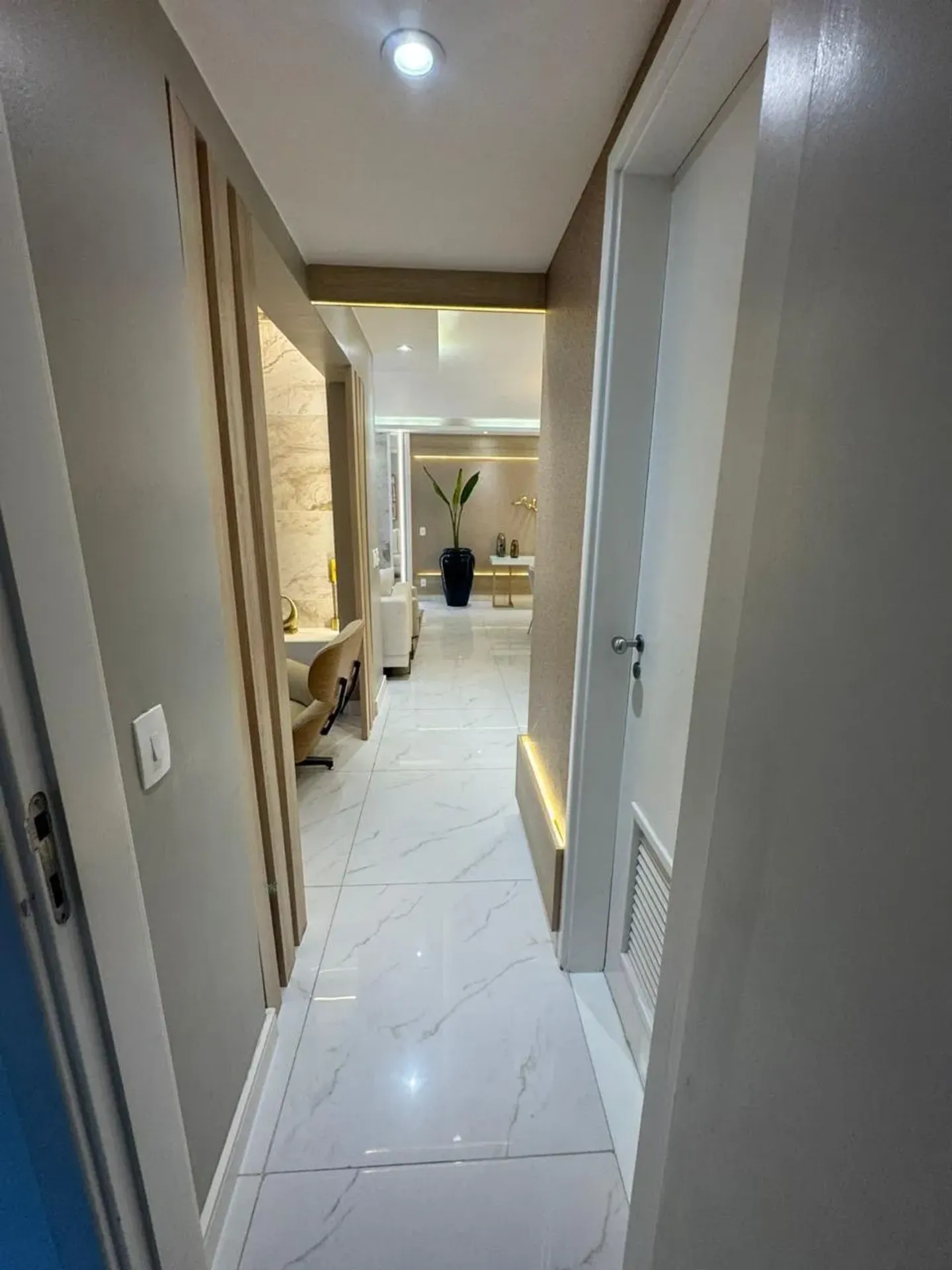 Furnished 130 m² apartment with 3 bedrooms — photo 26