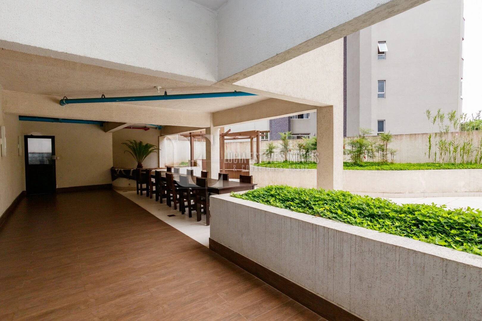 1-bedroom apartment with a private BBQ area — photo 31