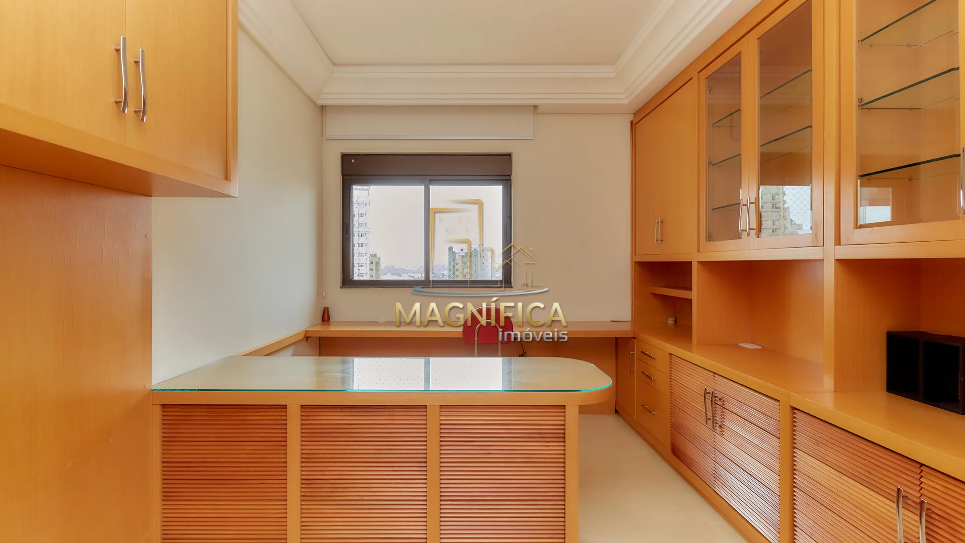 Apartamento de 322 m² con 3 suites y 4 plazas de garaje — photo 25