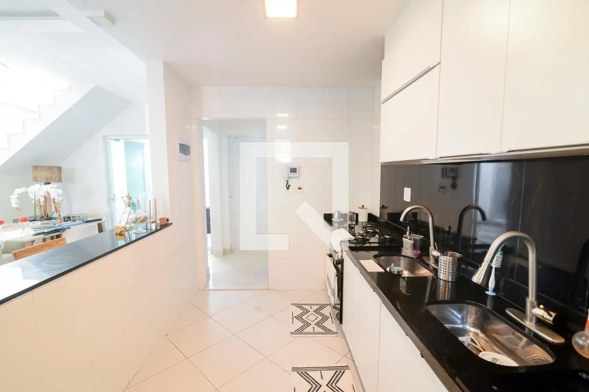 Furnished house with 4 bedrooms and 3 bathrooms — photo 40