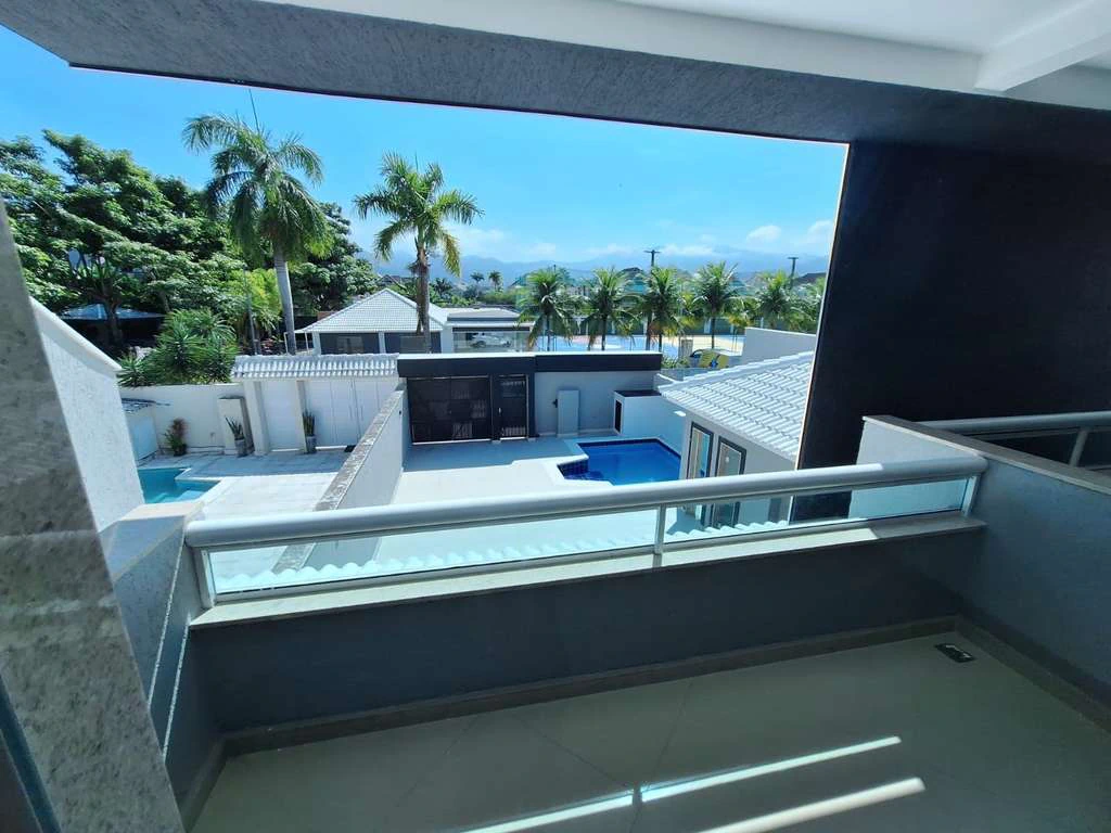 House with 4 ensuites and open-plan kitchen, 296 m² — photo 4