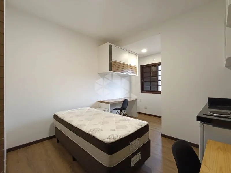 Studio, 17 m², with a home office