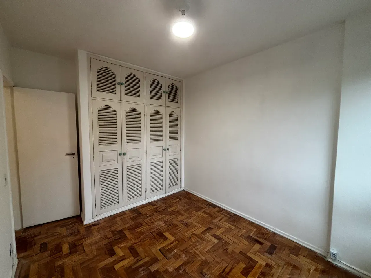 Mountain view in a 2-bedroom apartment, 60 m² — photo 22