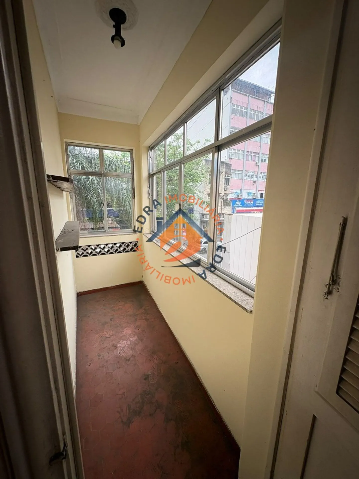 Apartamento com piso de madeira ou laminado, Bonsucesso — photo 3