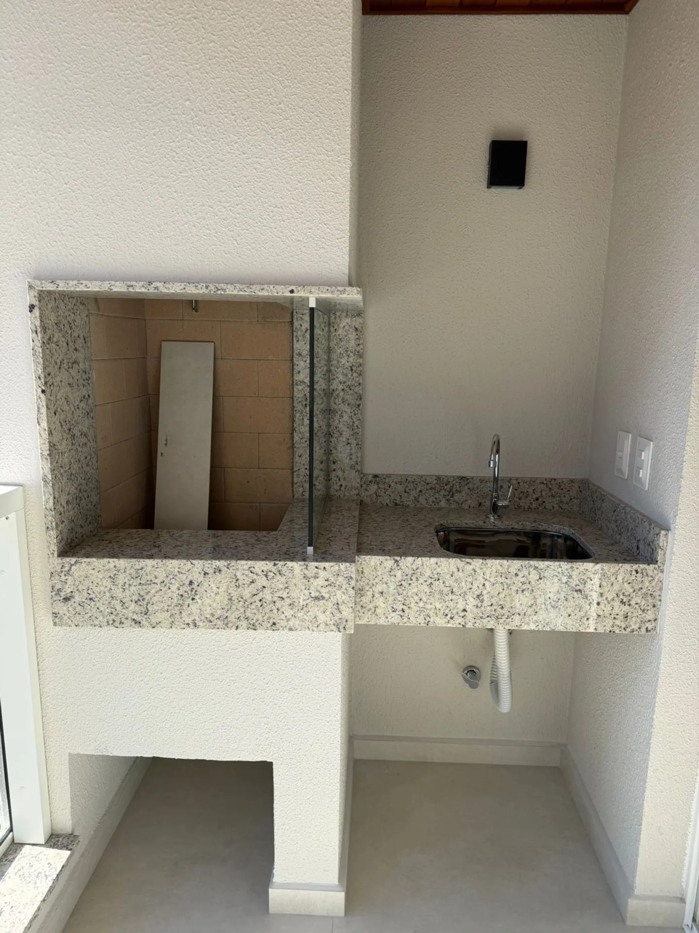 Apartamento de 2 quartos com varanda gourmet, Agronômica — photo 34