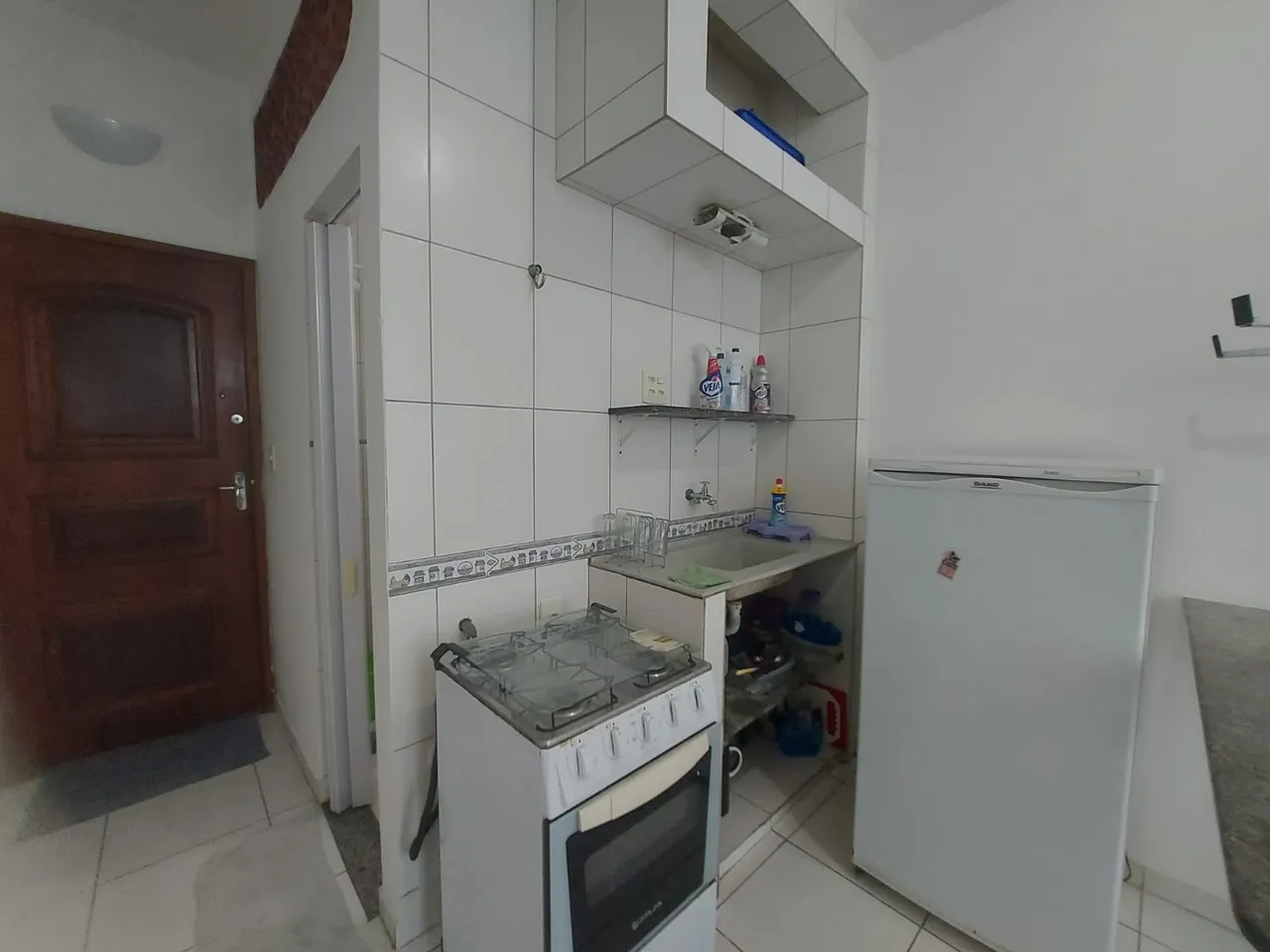 Estudio amueblado con 1 dormitorio y 1 baño — photo 3