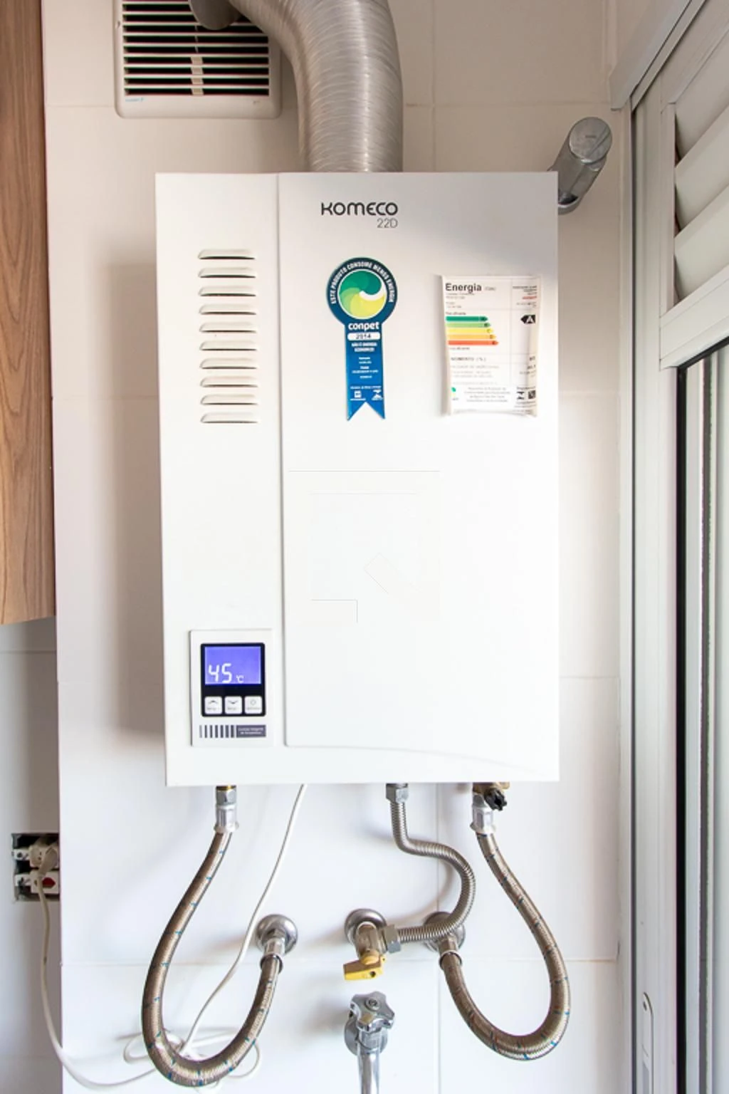 2-bedroom apartment with a grill on the balcony in Curitiba — photo 22