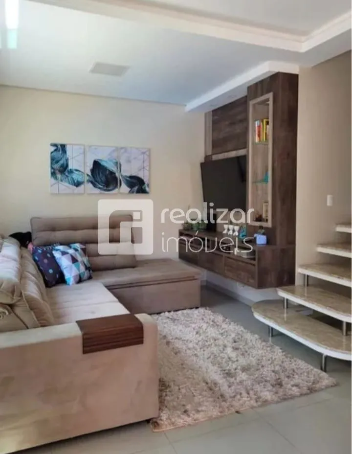 House with 2 bedrooms, 2 bathrooms and a private balcony