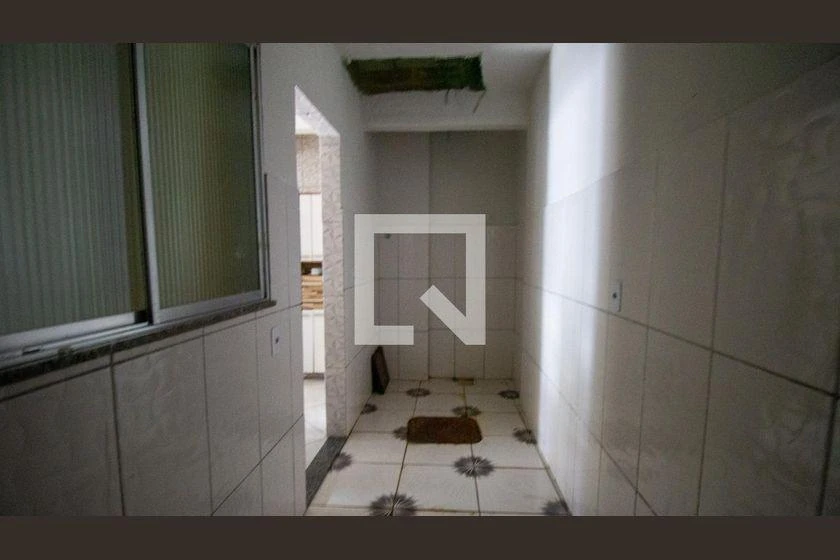 Furnished 1-bedroom apartment with 2 bathrooms — photo 23