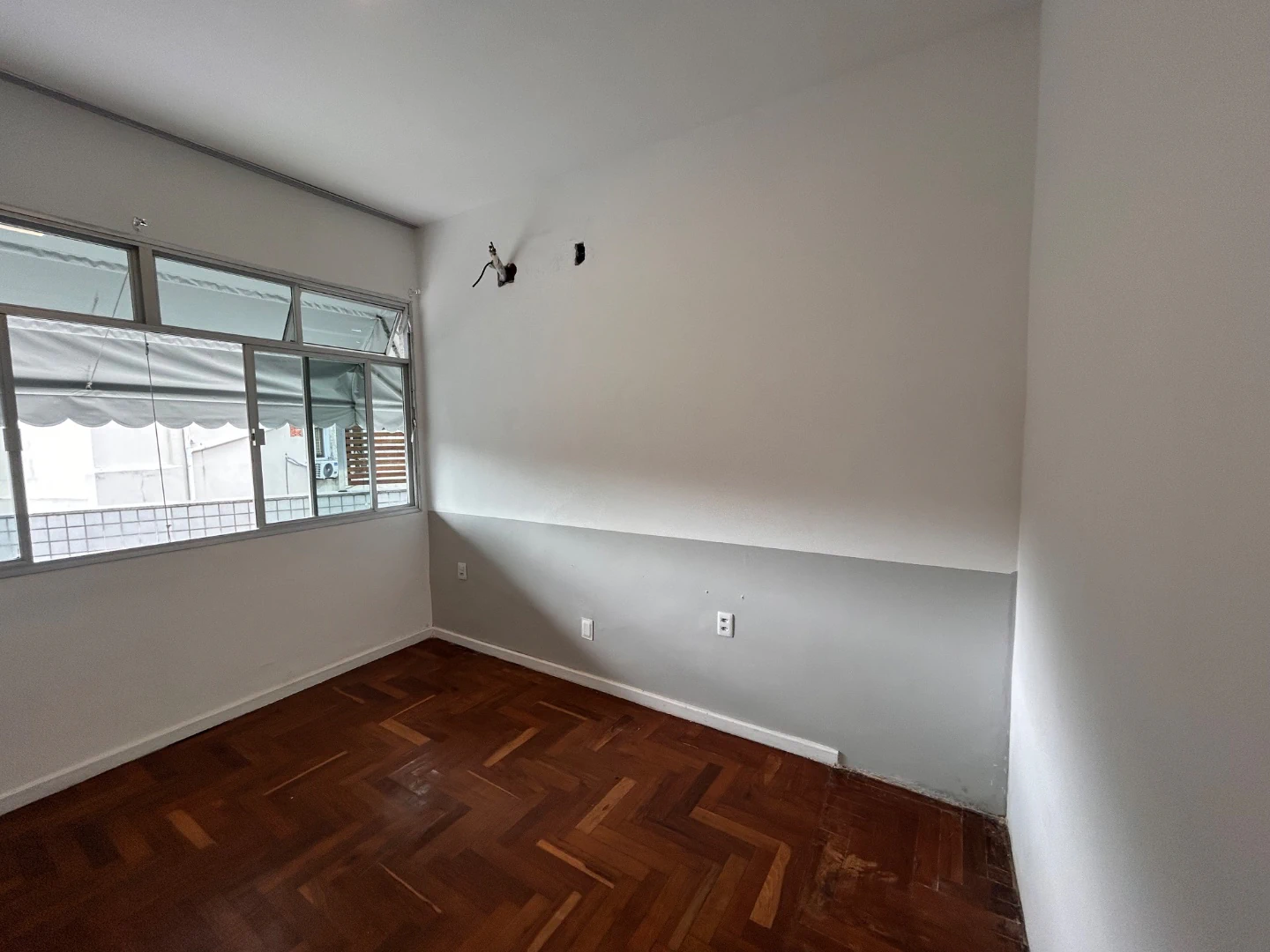 3-bedroom apartment with a terrace and mountain views — photo 29