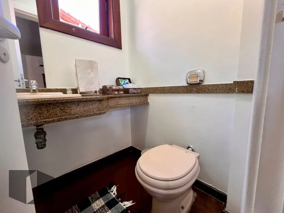 Furnished house with 5 bedrooms and 5 bathrooms — photo 23