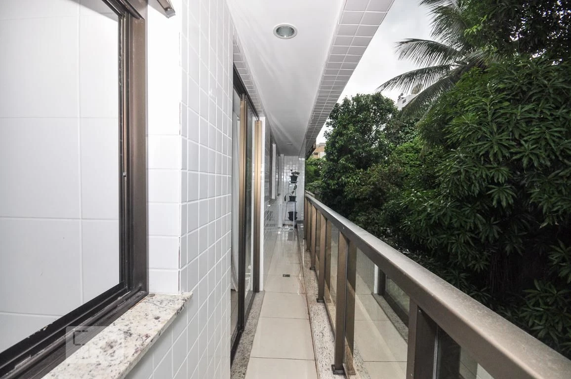 Floor-to-ceiling windows in a 2-bedroom apartment, 60 m² — photo 16