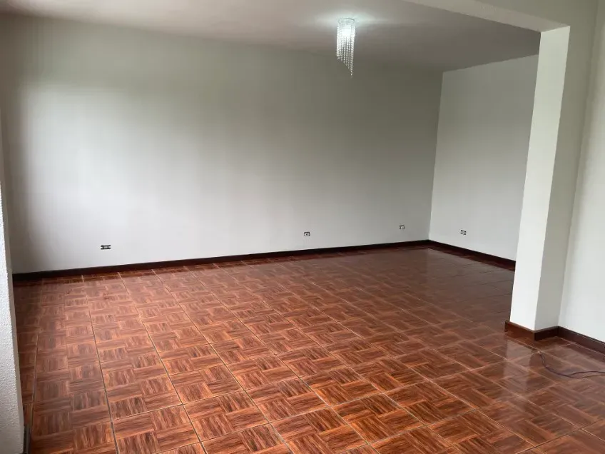 Home office in a 3-bedroom house, 120 m² — photo 7