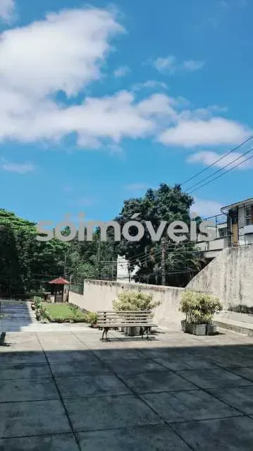 3-bedroom apartment with a washing machine — photo 11