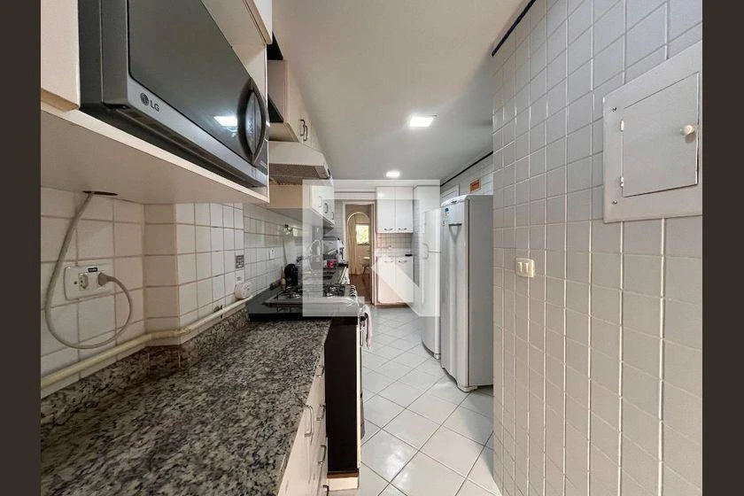Apartment for rent with 3 bedrooms, 2 baths and 170 m² — photo 37