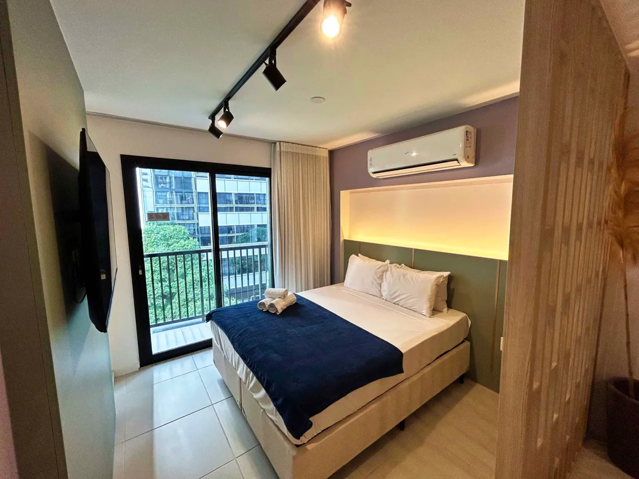 Apartamento mobiliado de 1 quarto e 1 banheiro com varanda — photo 2