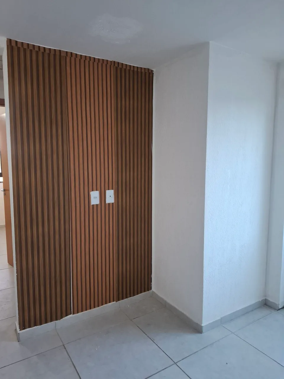 2-bedroom apartment in a building with a gym — photo 11