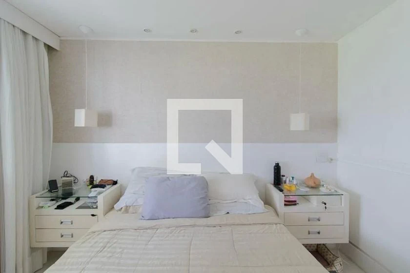 3-bedroom apartment with a home office — photo 3